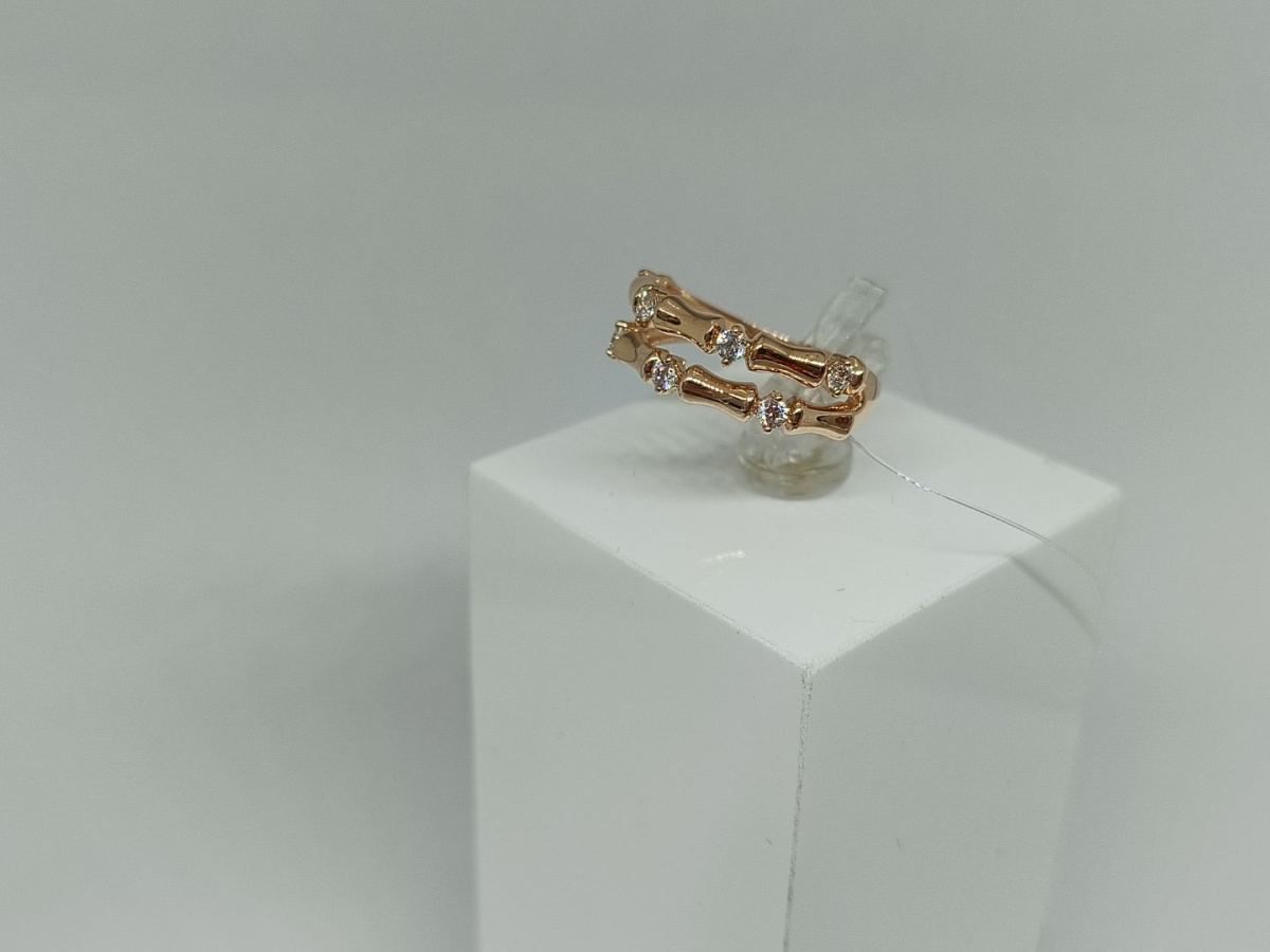 КОЛЬЦО С КАМНЯМИ (Au 585)