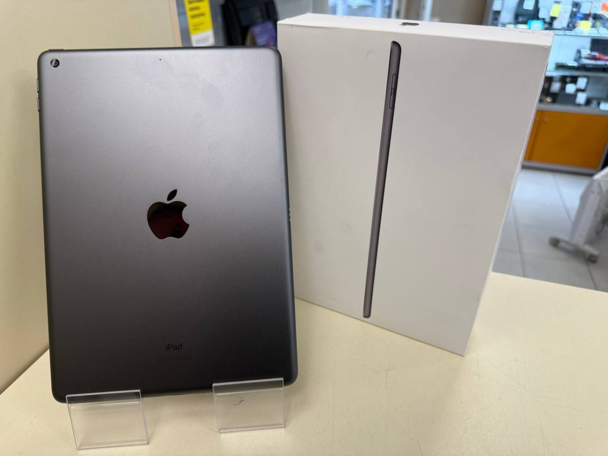 Планшет Apple iPad 9 64 ГБ (2021 A2602 (Wi-Fi)