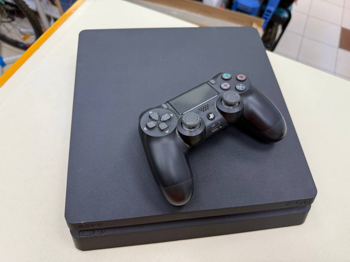 Игровая приставка PlayStation 4 Slim 1Tb