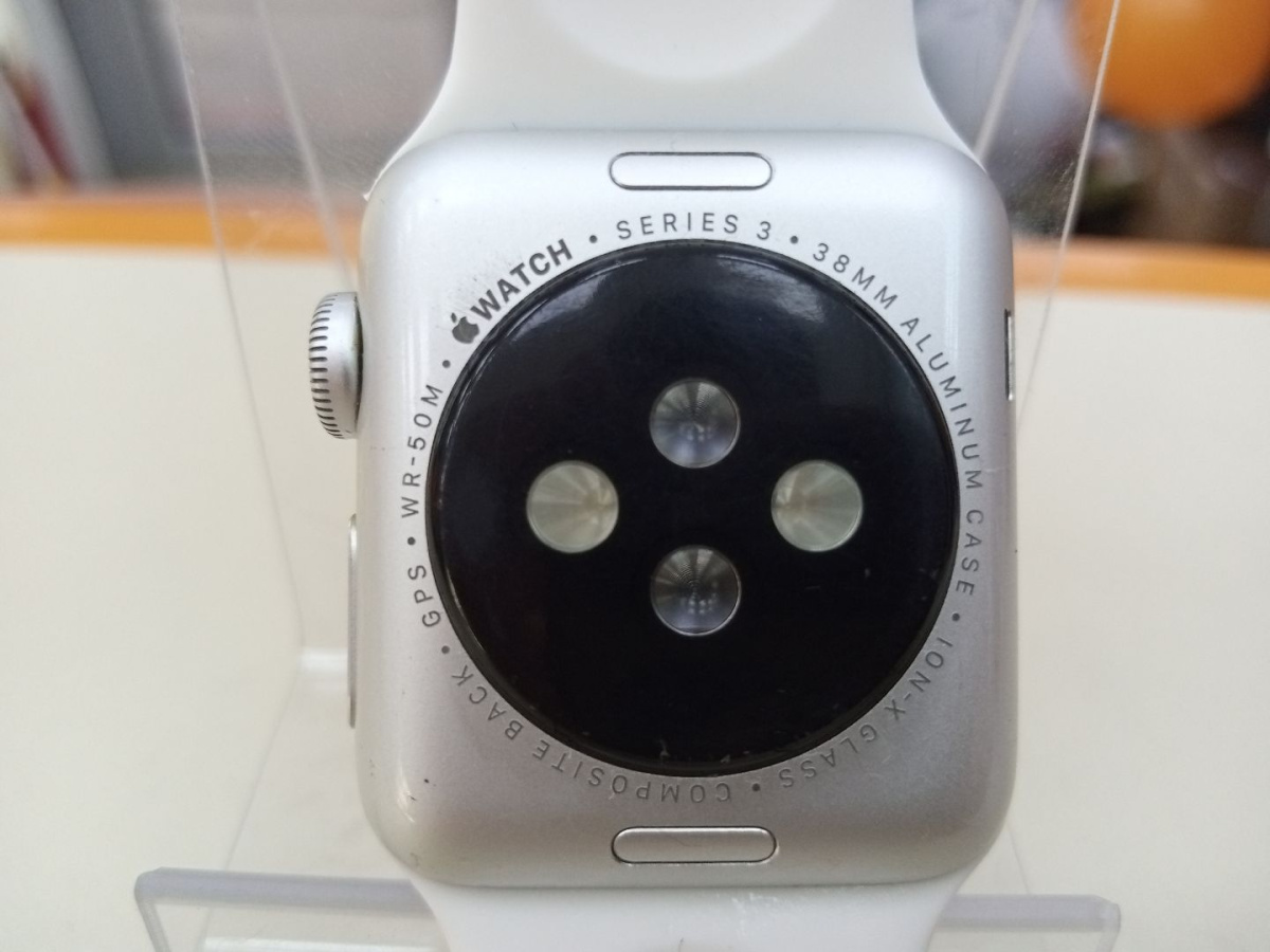 Смарт-часы Apple Watch Series 3 38 мм