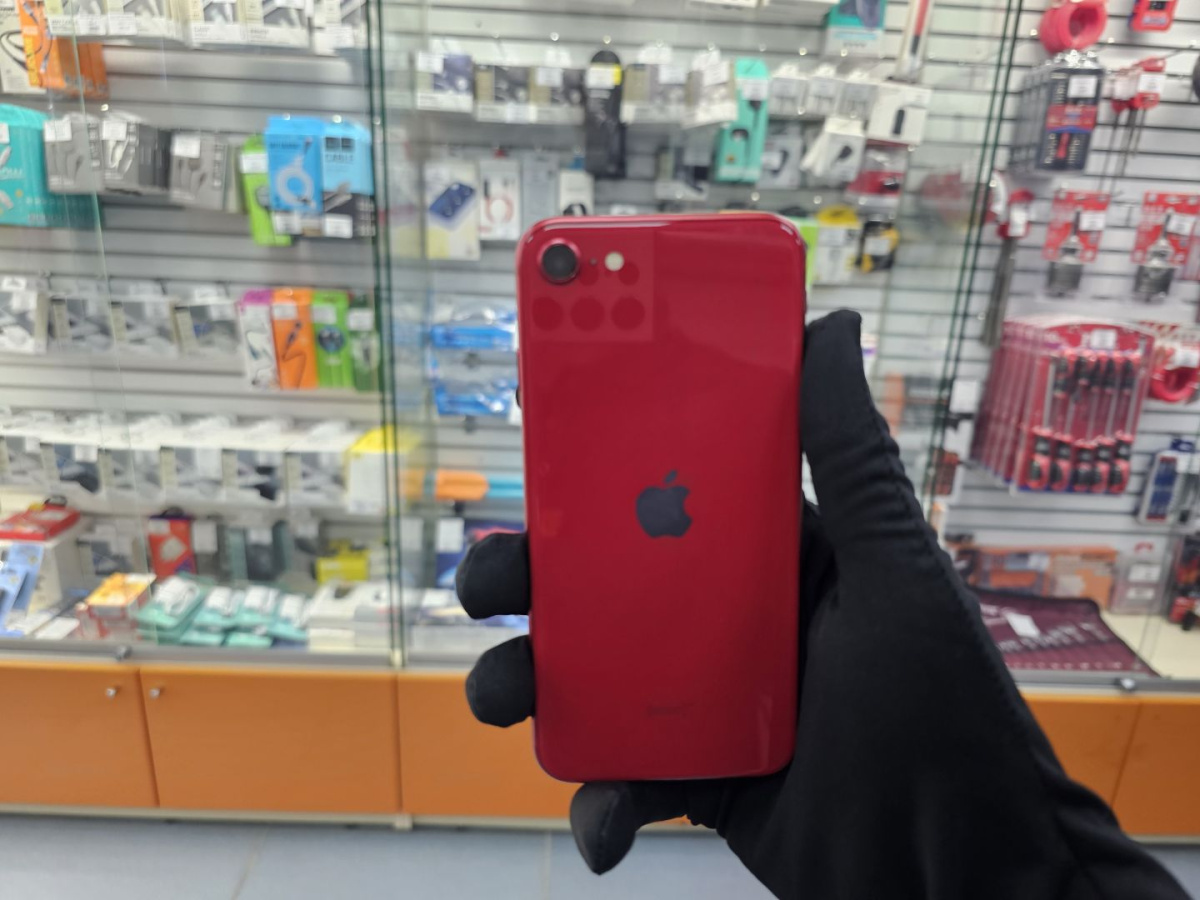 Смартфон Apple iPhone SE 2020 64Gb