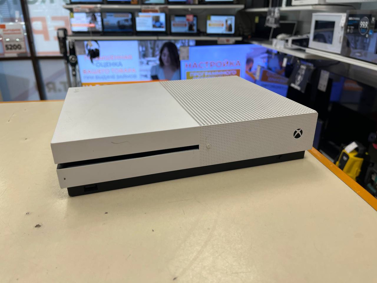 Игровая приставка Xbox One S 1TB