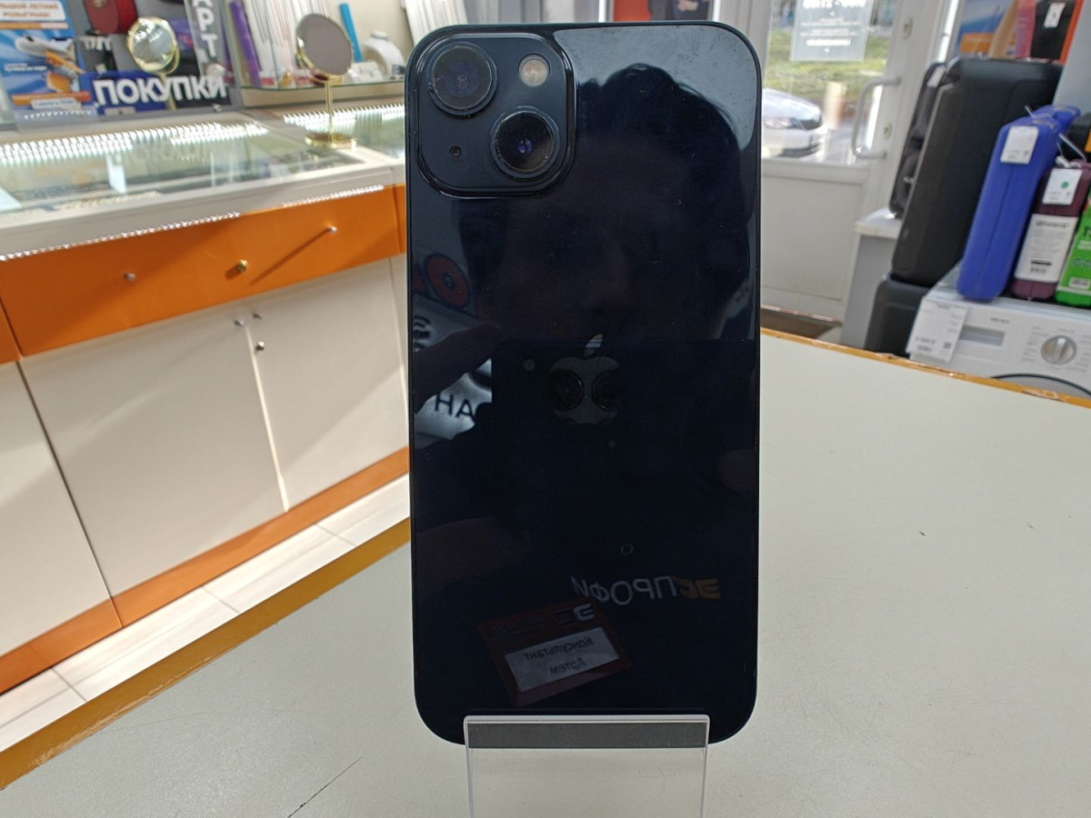 Смартфон Apple iPhone 13 128Gb