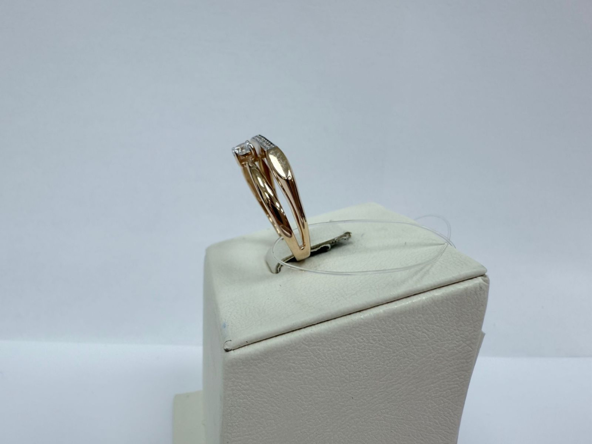 КОЛЬЦО С КАМНЯМИ (Au 585)