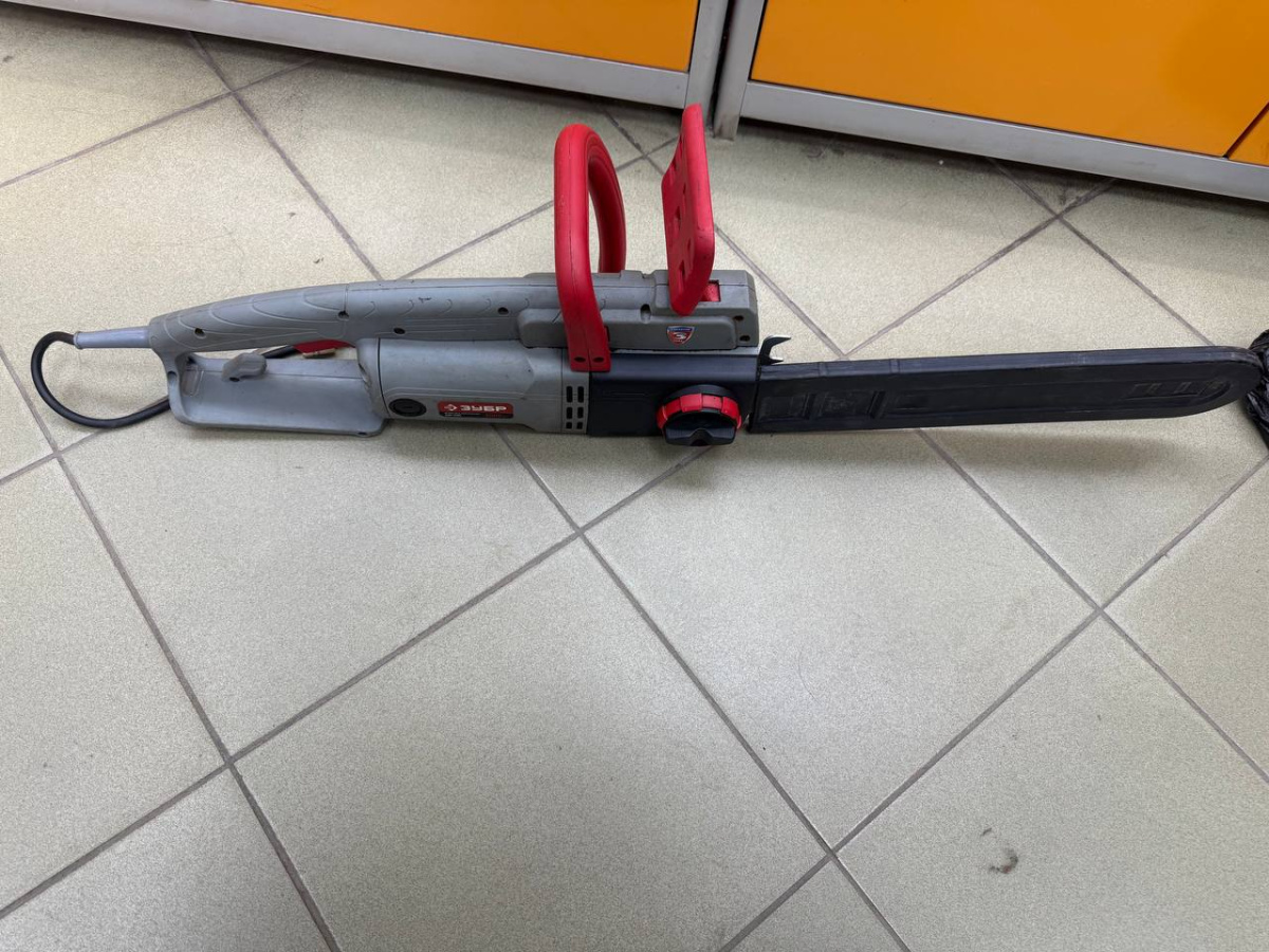 Электропила Зубр 3ЦП-2000