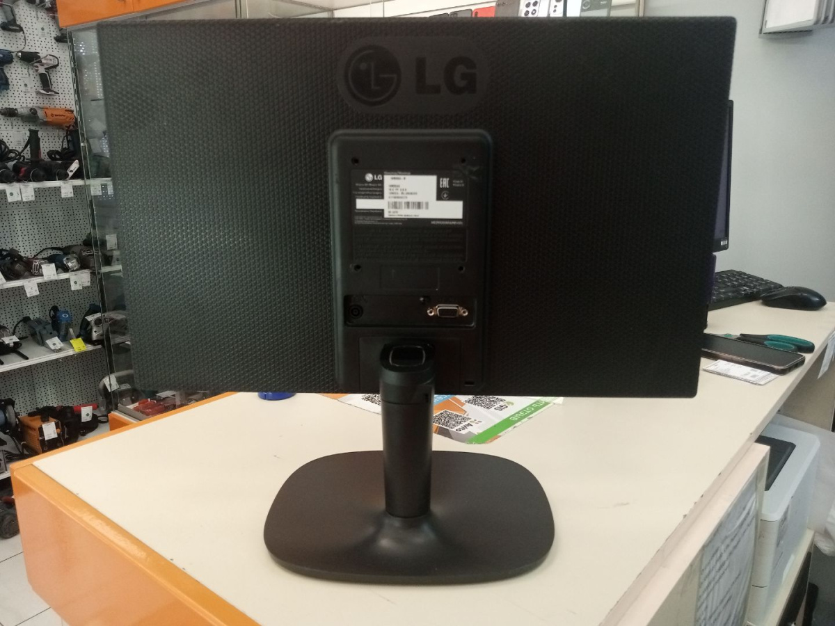 Монитор LG 19M35A-B;