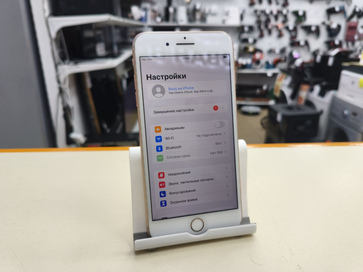 Смартфон Apple iPhone 8 Plus 64Gb