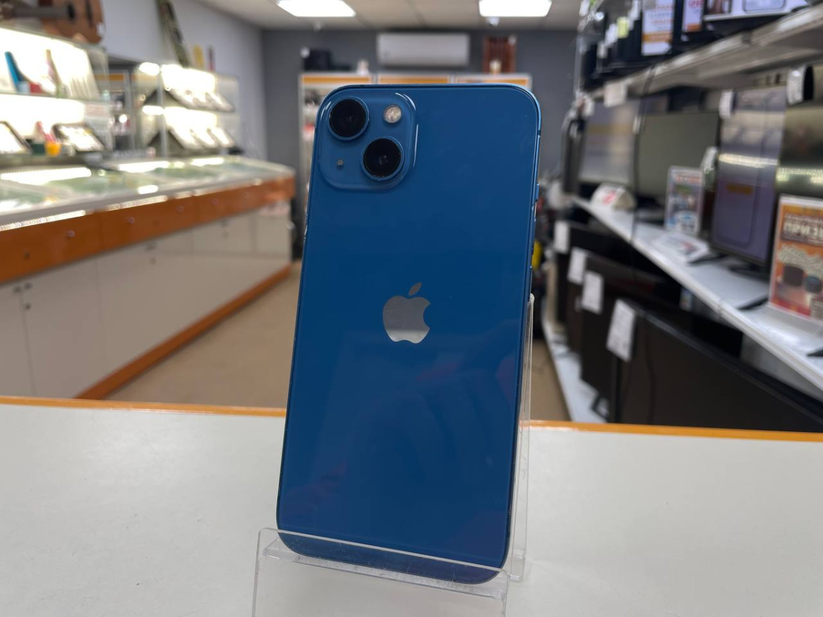Смартфон Apple iPhone 13 128Gb