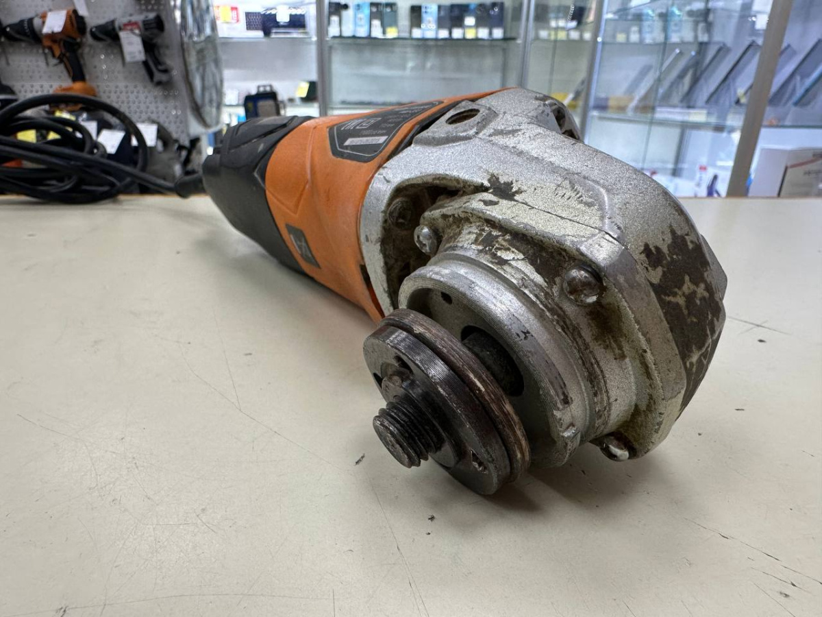 Угловая шлифмашина Ермак УШМ-115/600
