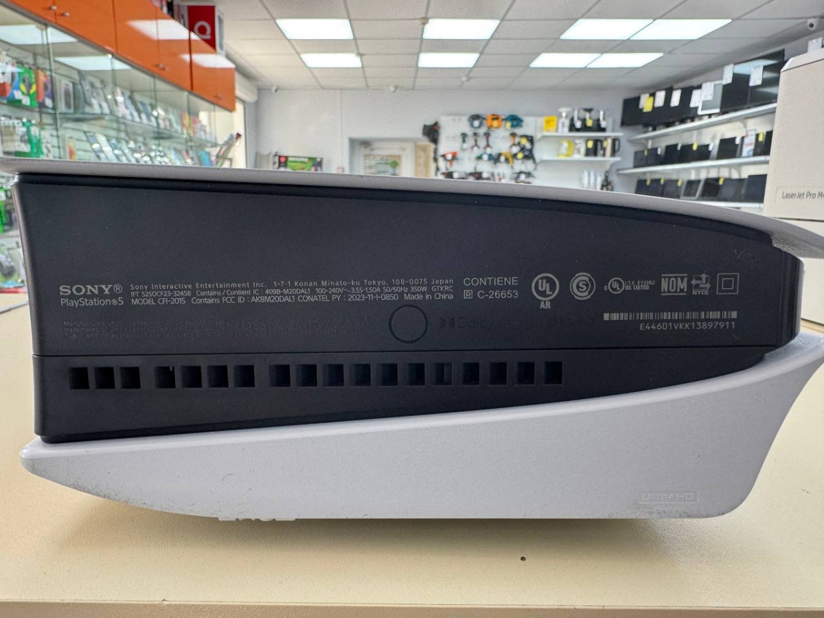 Игровая приставка PlayStation 5 Slim 1TB (С дисководом) Игровая приставка PlayStation 5 Slim 1TB (С дисководом)