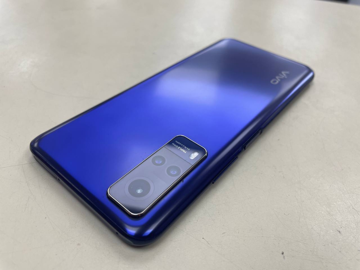 Смартфон Vivo Y53S 6/128