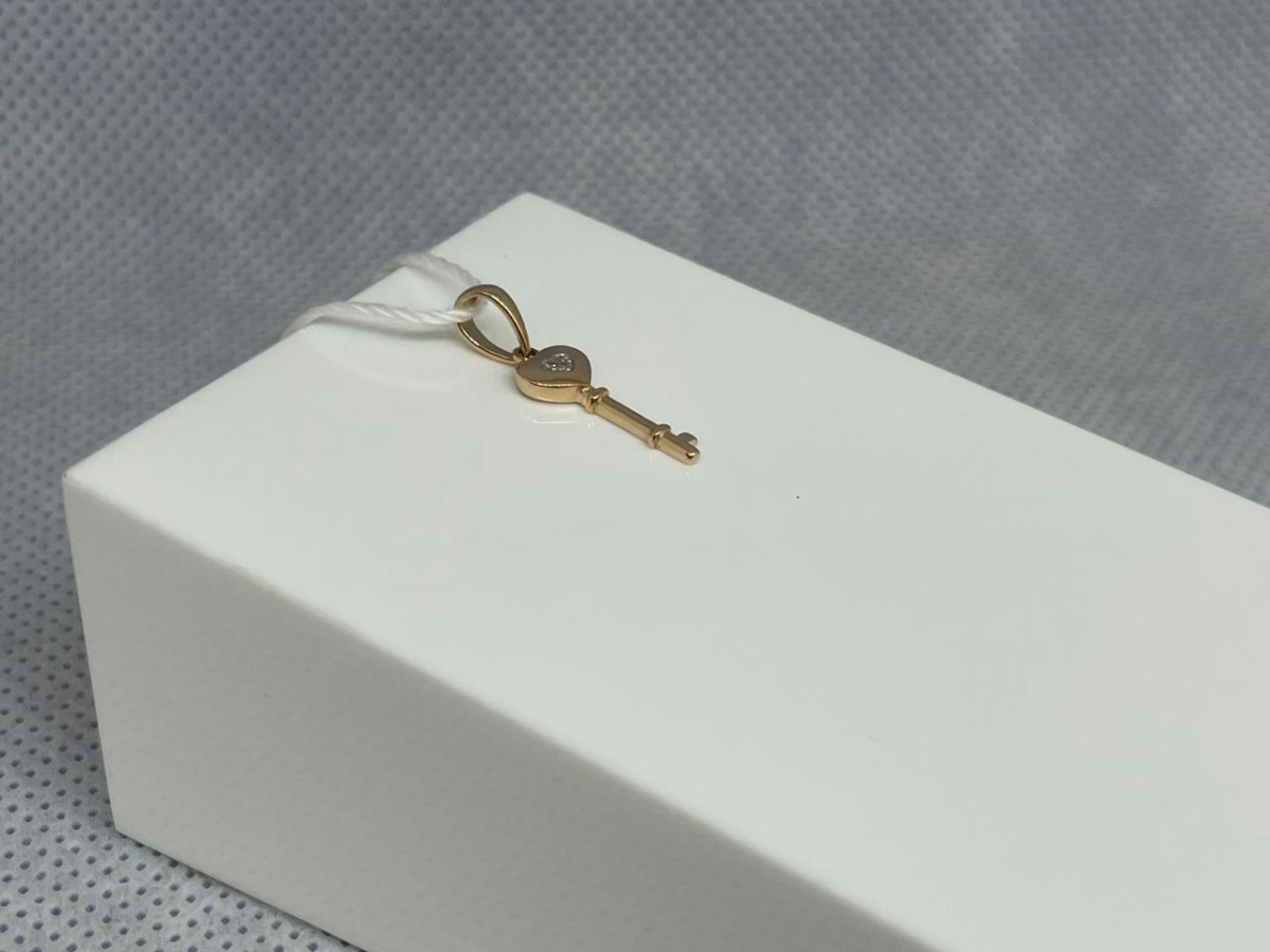 ПОДКМИ585 ПОДВЕСКА С КАМНЯМИ (Au 585) ПОДКМИ585 ПОДВЕСКА С КАМНЯМИ (Au 585)