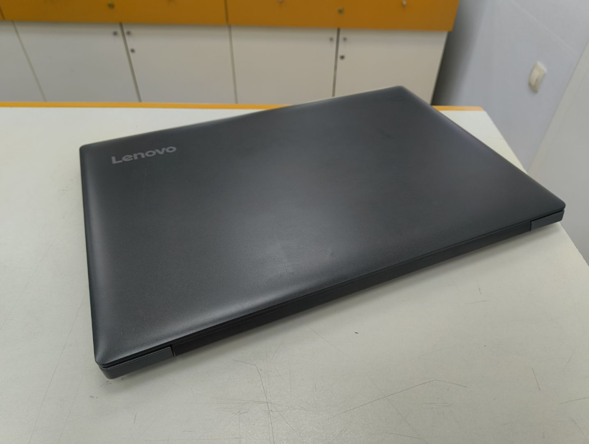 Ноутбук Lenovo 330; Core i3-7020U, GeForce MX150 (25 W), 12 Гб, 256 Гб, 500 Гб