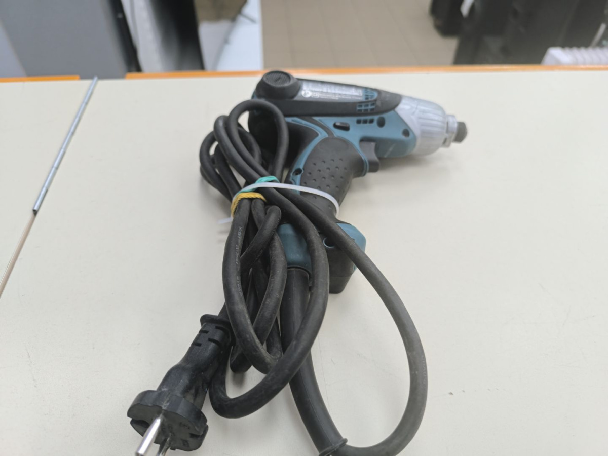 Шуруповерт Makita TD0101F