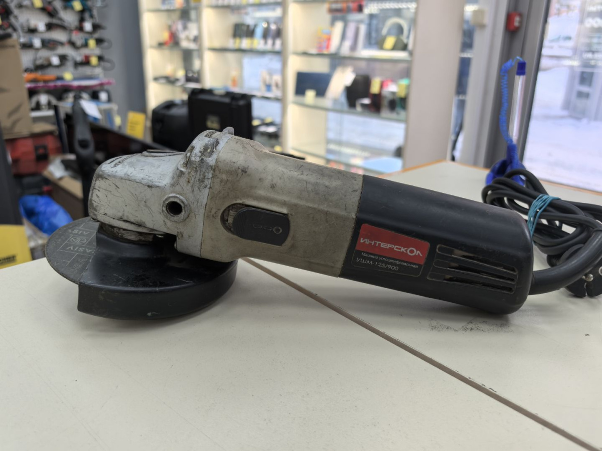 УШМ (Болгарки) Интерскол УШМ-125/900; 900 Вт, 11000 об/мин, 125 мм, от сети