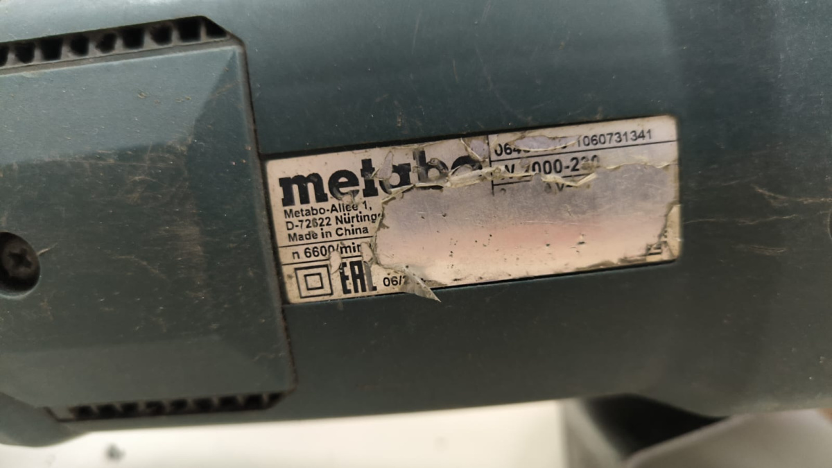 Угловая шлифмашина Metabo W 2000-230;