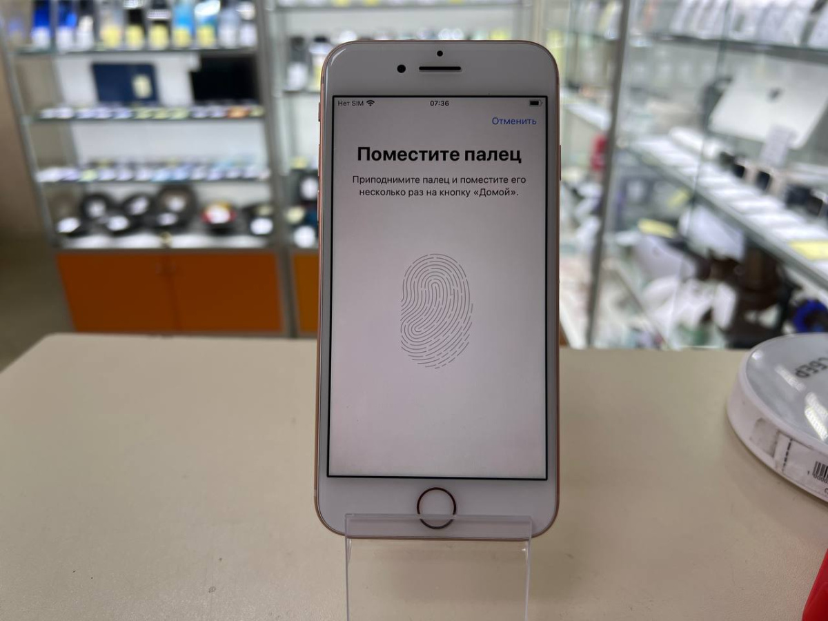 Смартфон Apple iPhone 8 128Gb