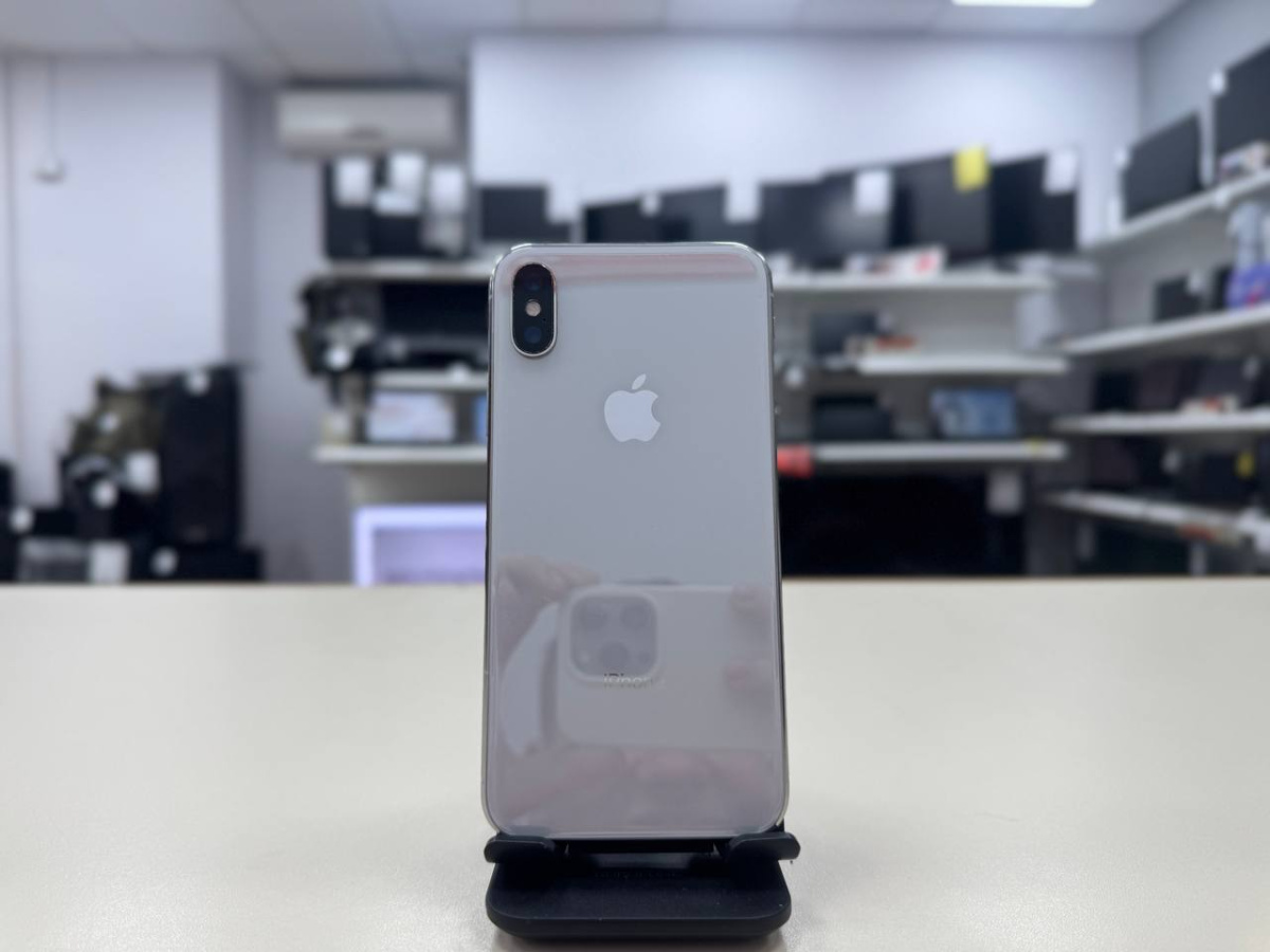 Смартфон Apple iPhone X 256Gb