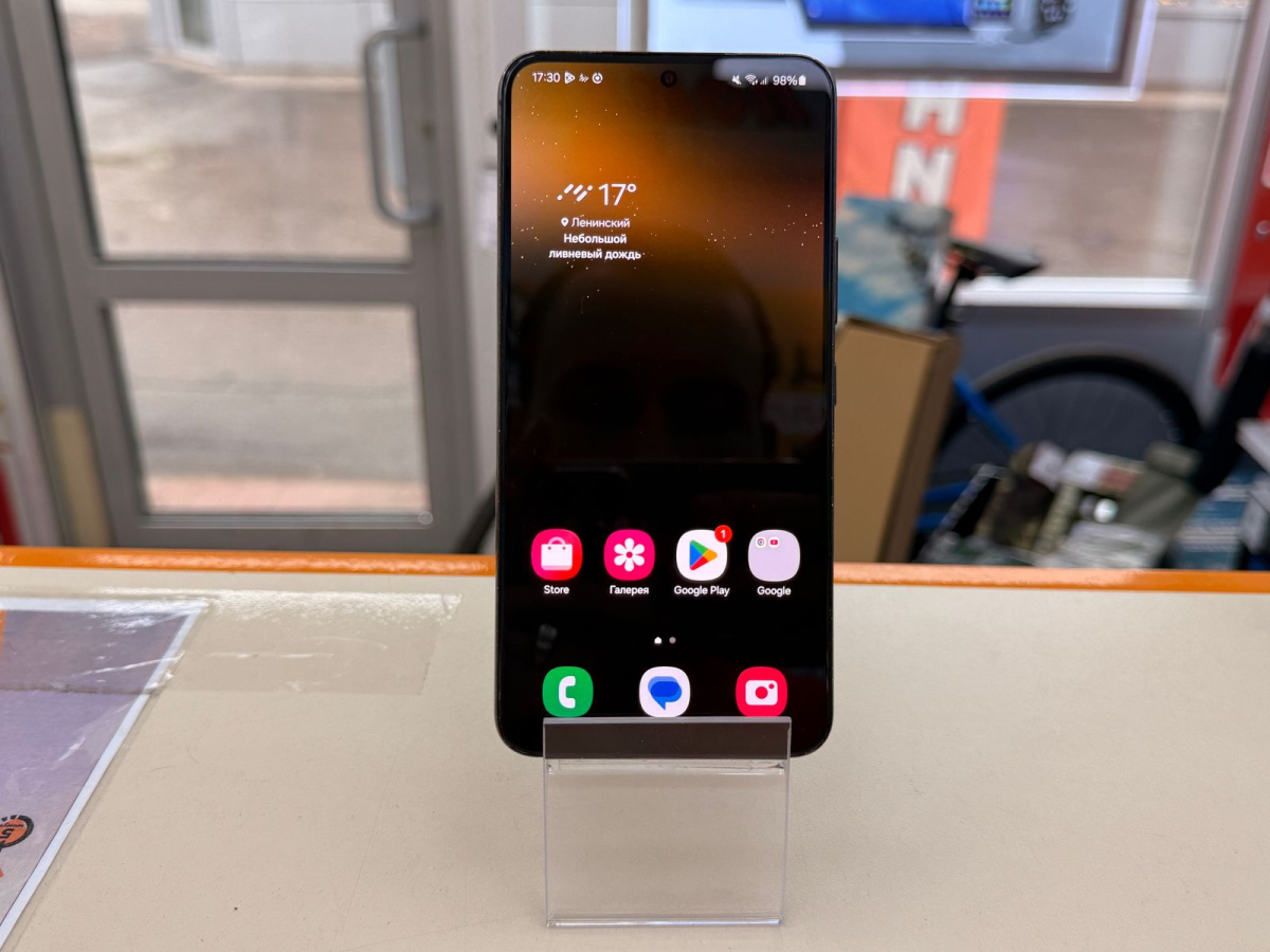 Смартфон Samsung Galaxy S22 8/256