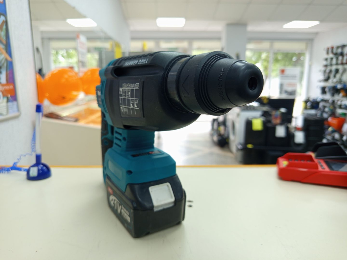 Перфоратор Makita 21V