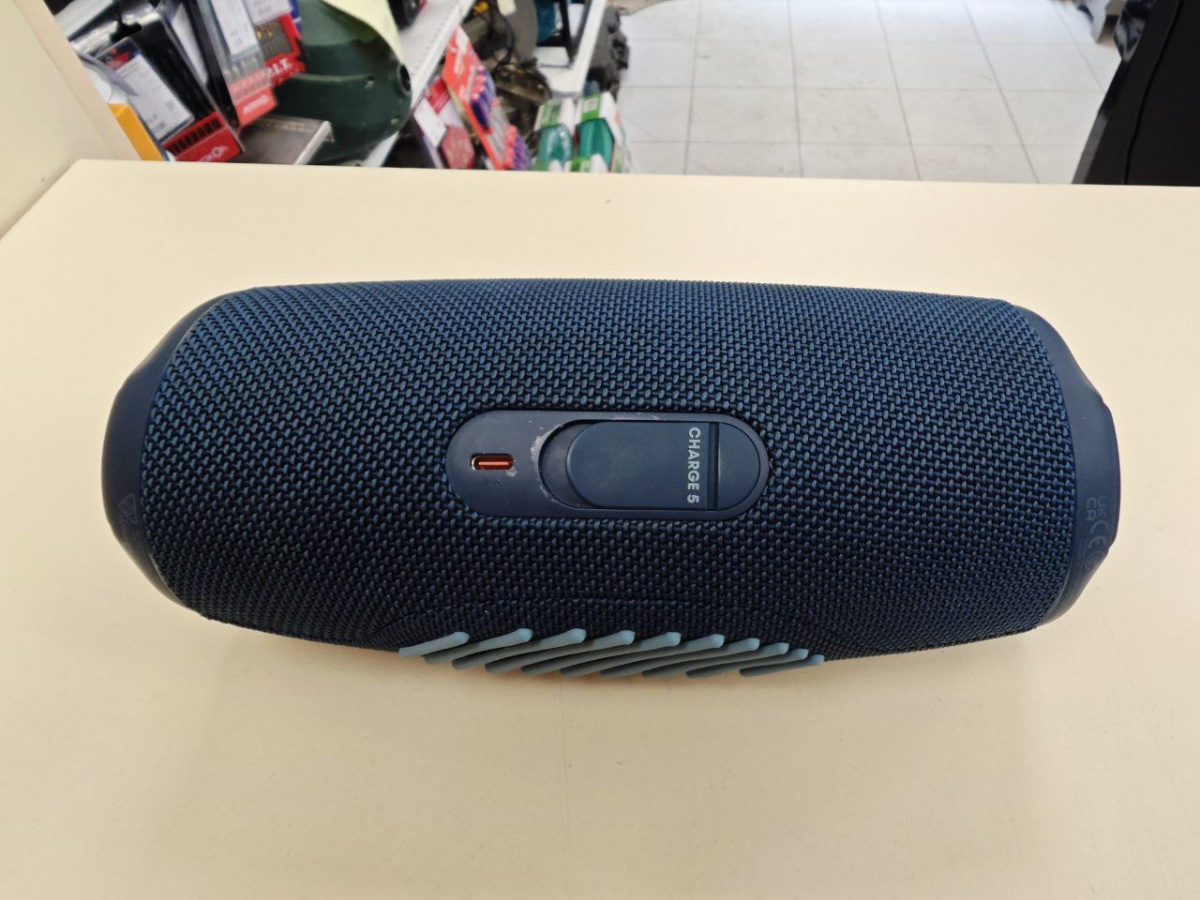 Портативная акустика JBL Charge 5