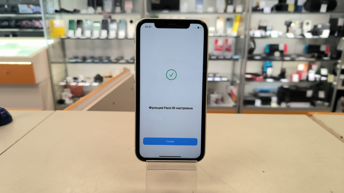 Смартфон Apple iPhone 11 64Gb