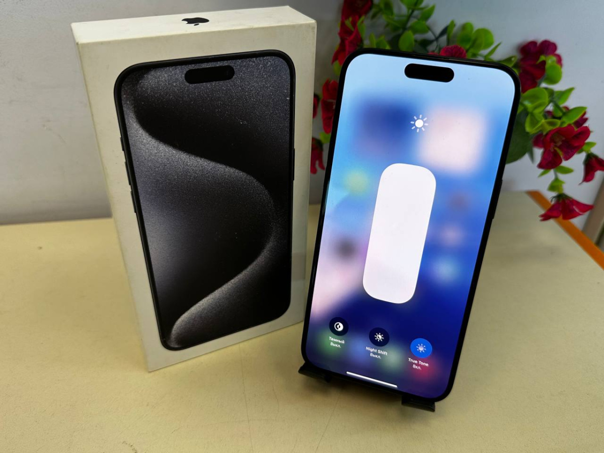 Смартфон Apple iPhone 15 Pro Max 256Gb