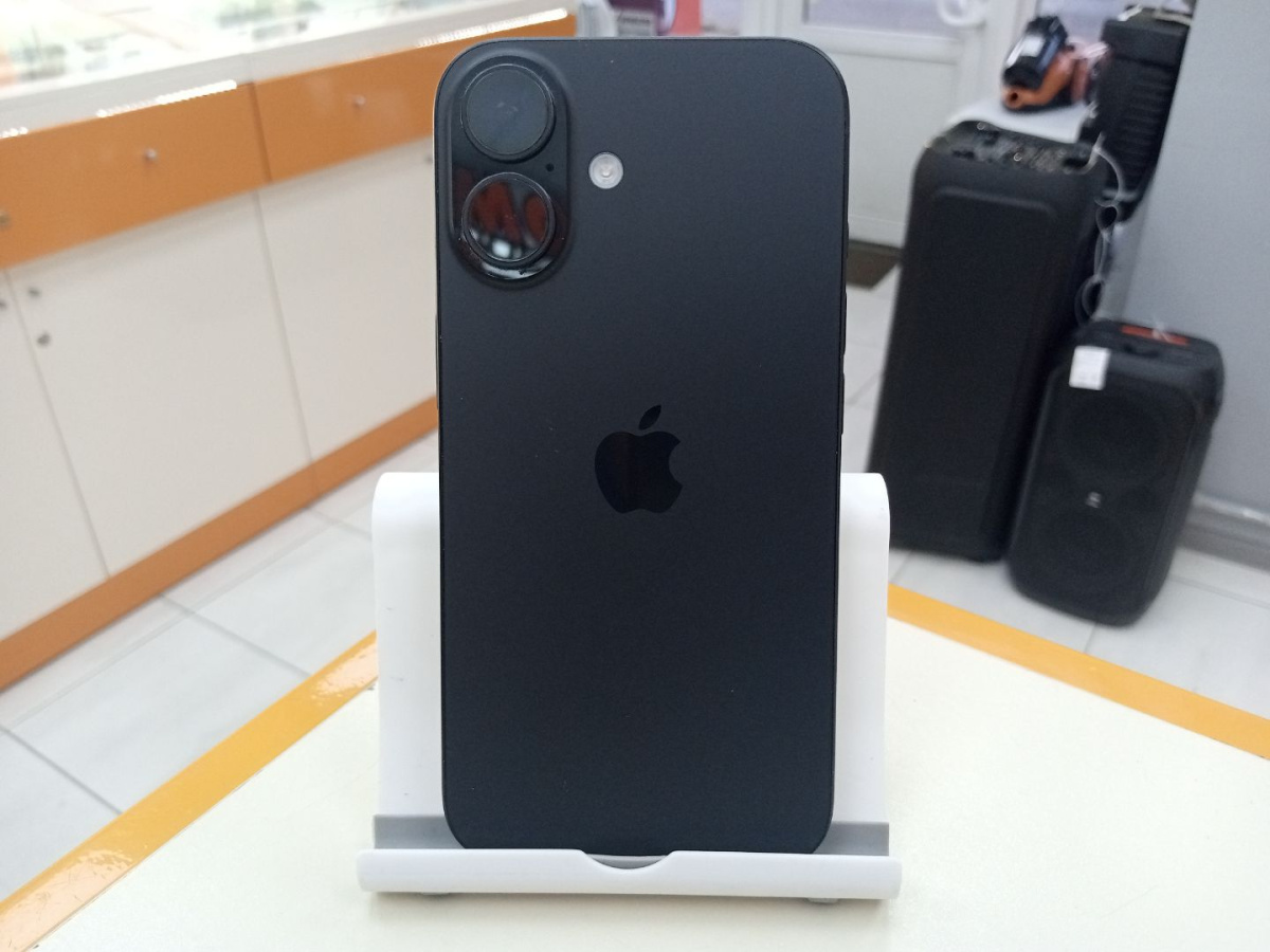 Смартфон Apple Iphone 16 128Gb