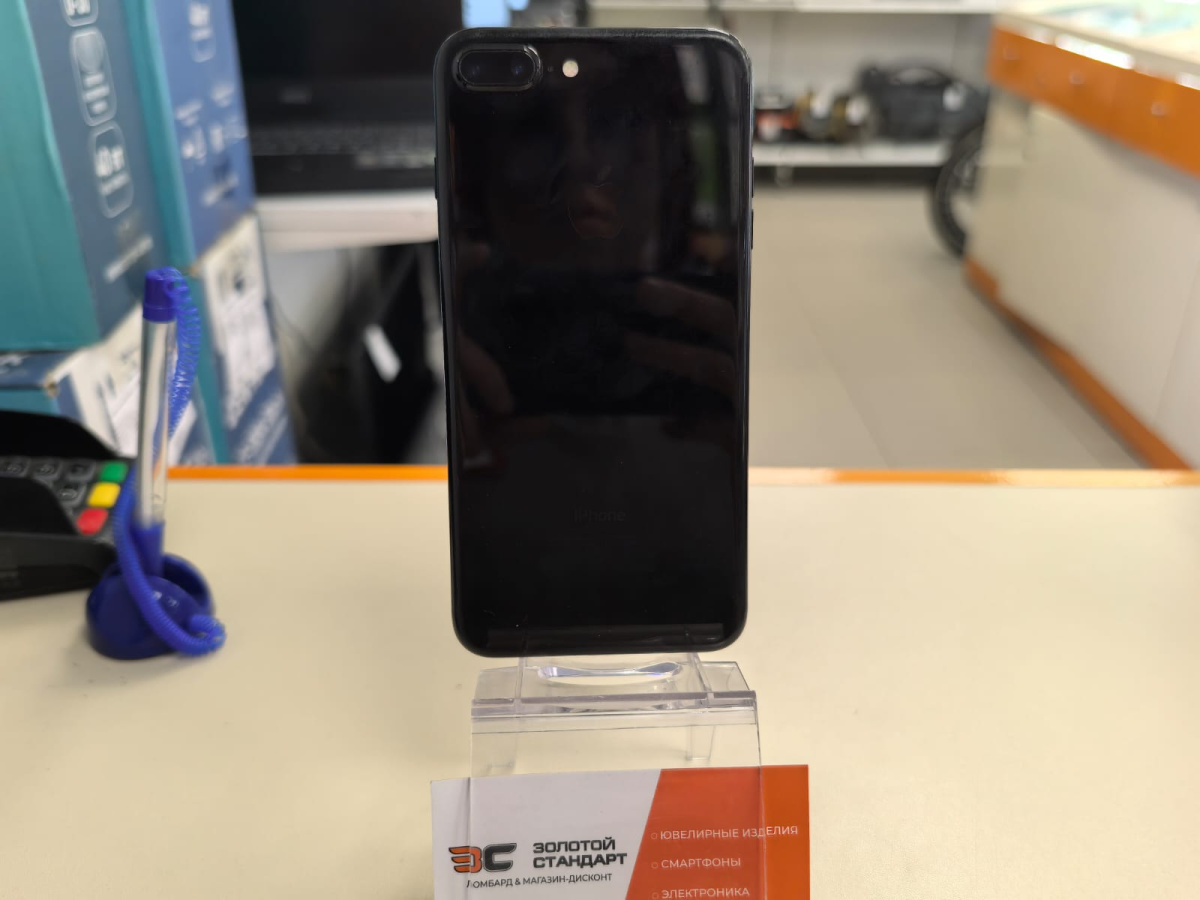 Смартфон Apple iPhone 7 Plus 128Gb