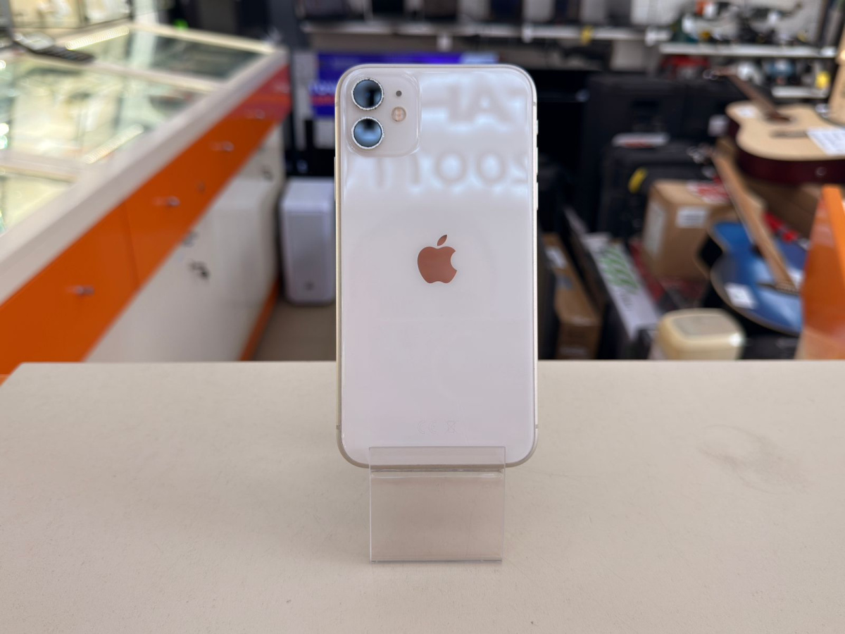 Смартфон Apple iPhone 11 64Gb