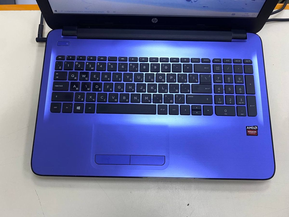 Ноутбук HP; A8-7410, Radeon R5 M430, 8 Гб, Нет, 1 Tb