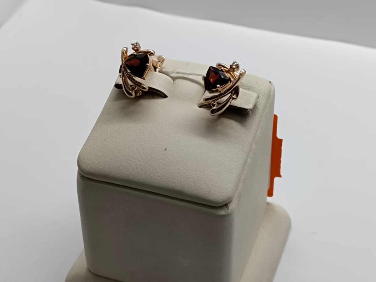 СКМИ585 СЕРЬГИ С КАМНЯМИ (Au 585)