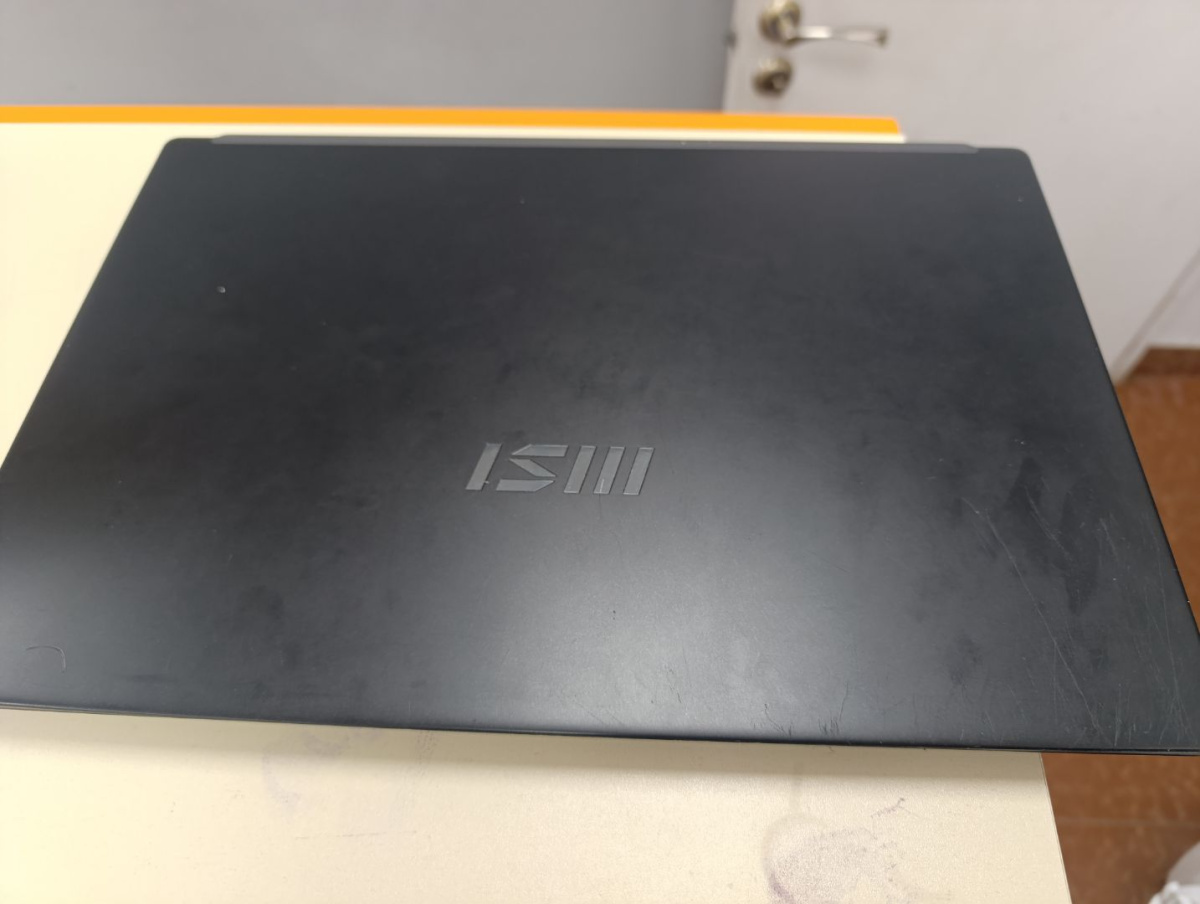 Ноутбук MSI; Core I3-1115G4, Intel UHD Graphics, 8 Гб, 256 Гб, Нет