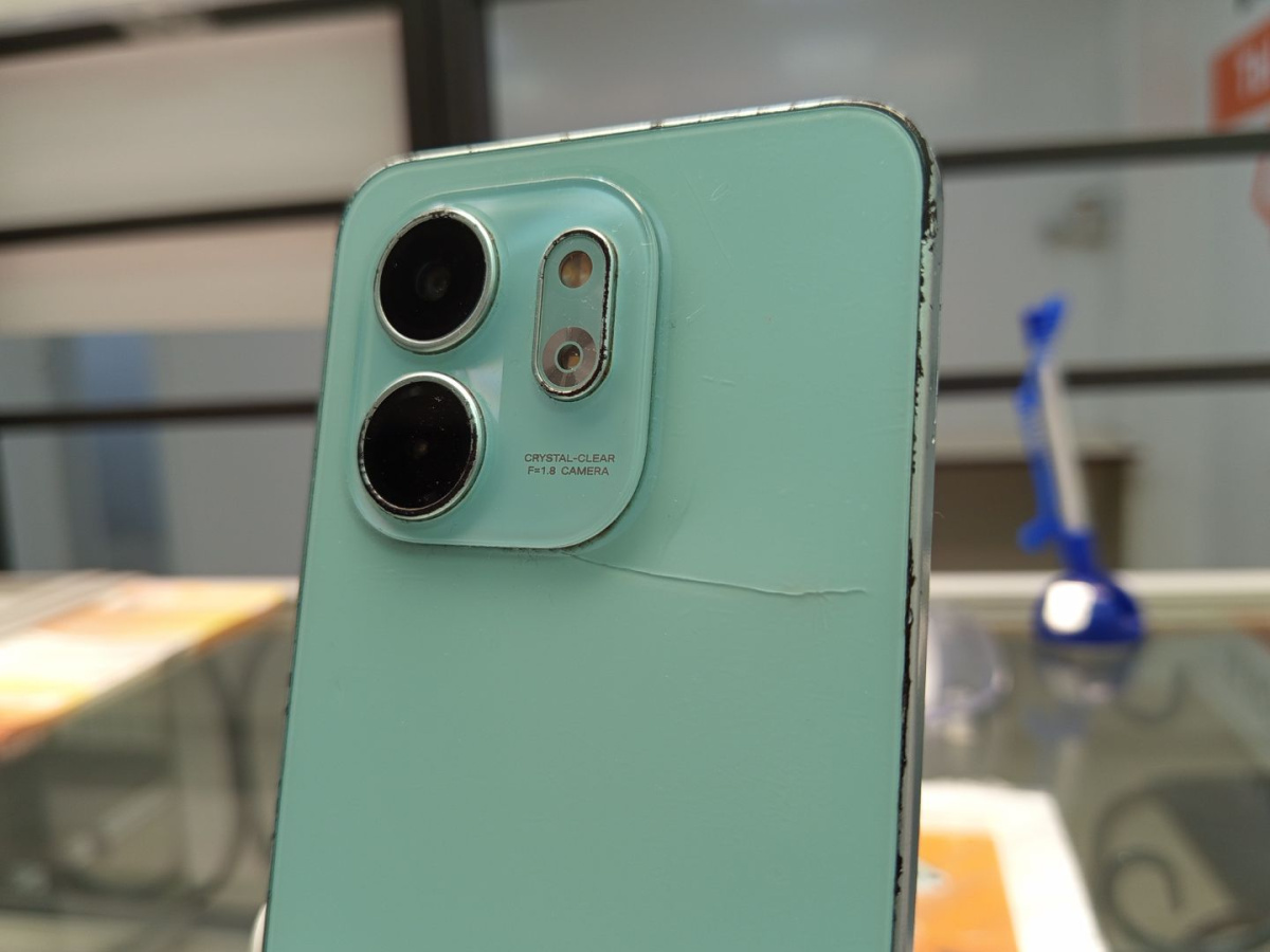 Смартфон Infinix Smart 9 3/64