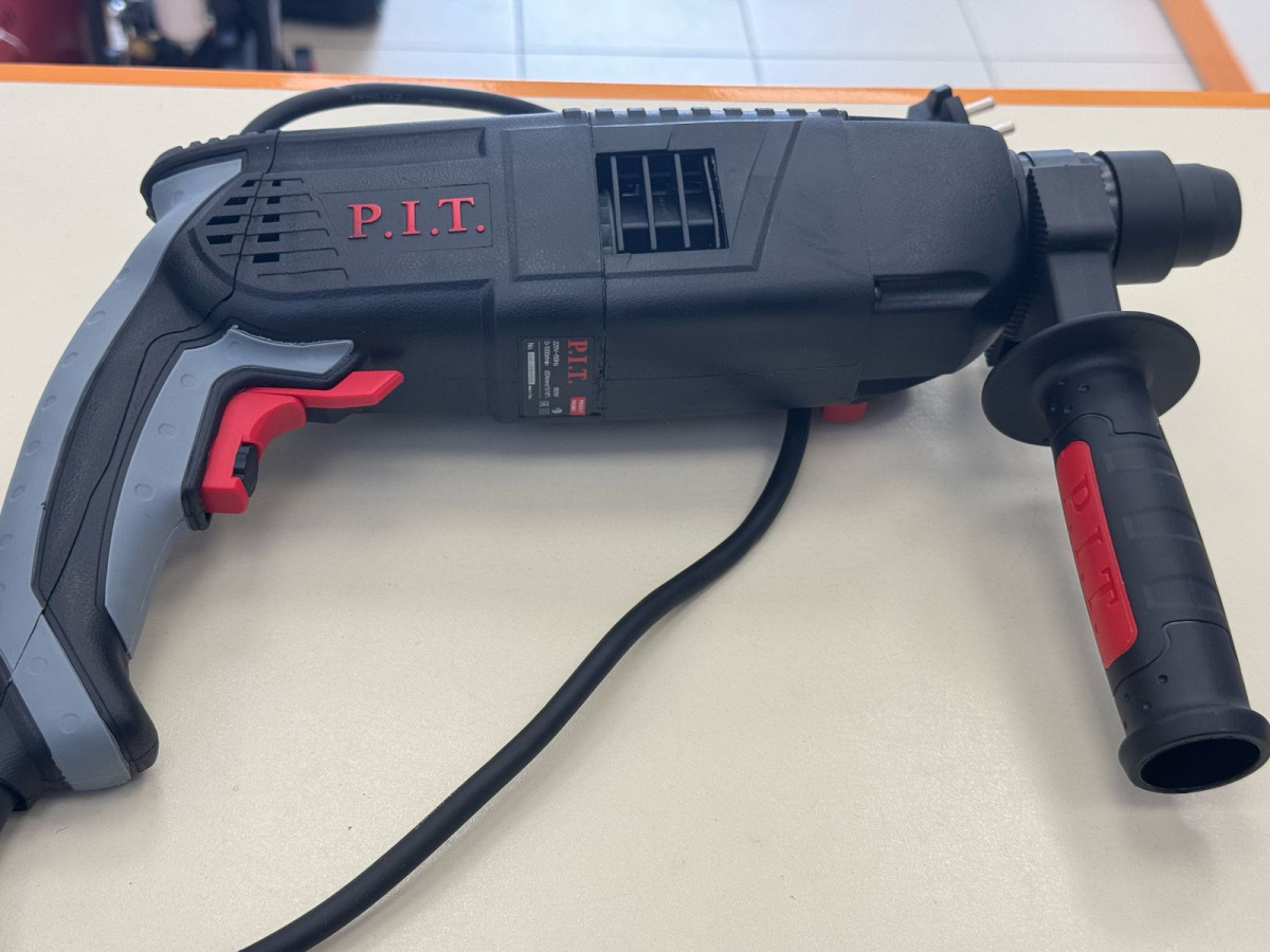 Перфоратор P.I.T. PBH24-C