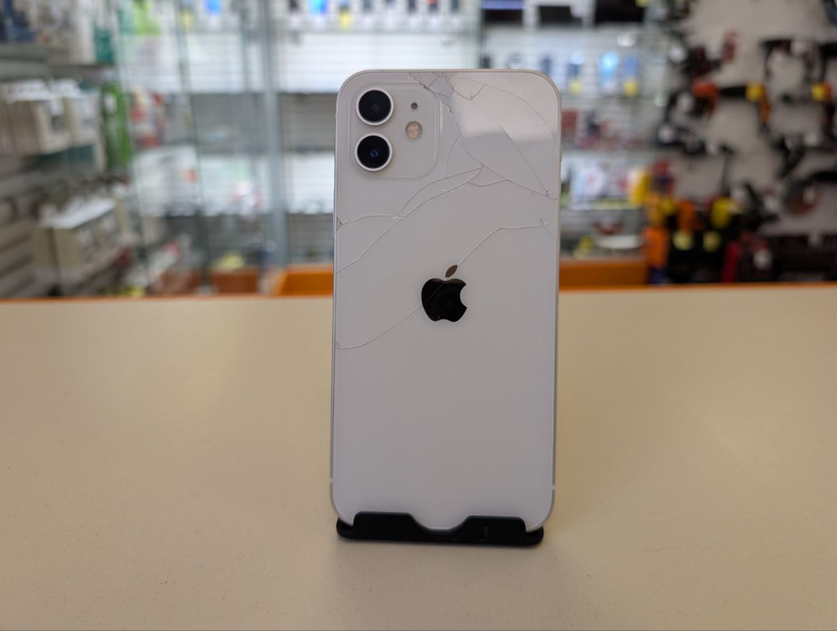 Смартфон Apple iPhone 12 128Gb
