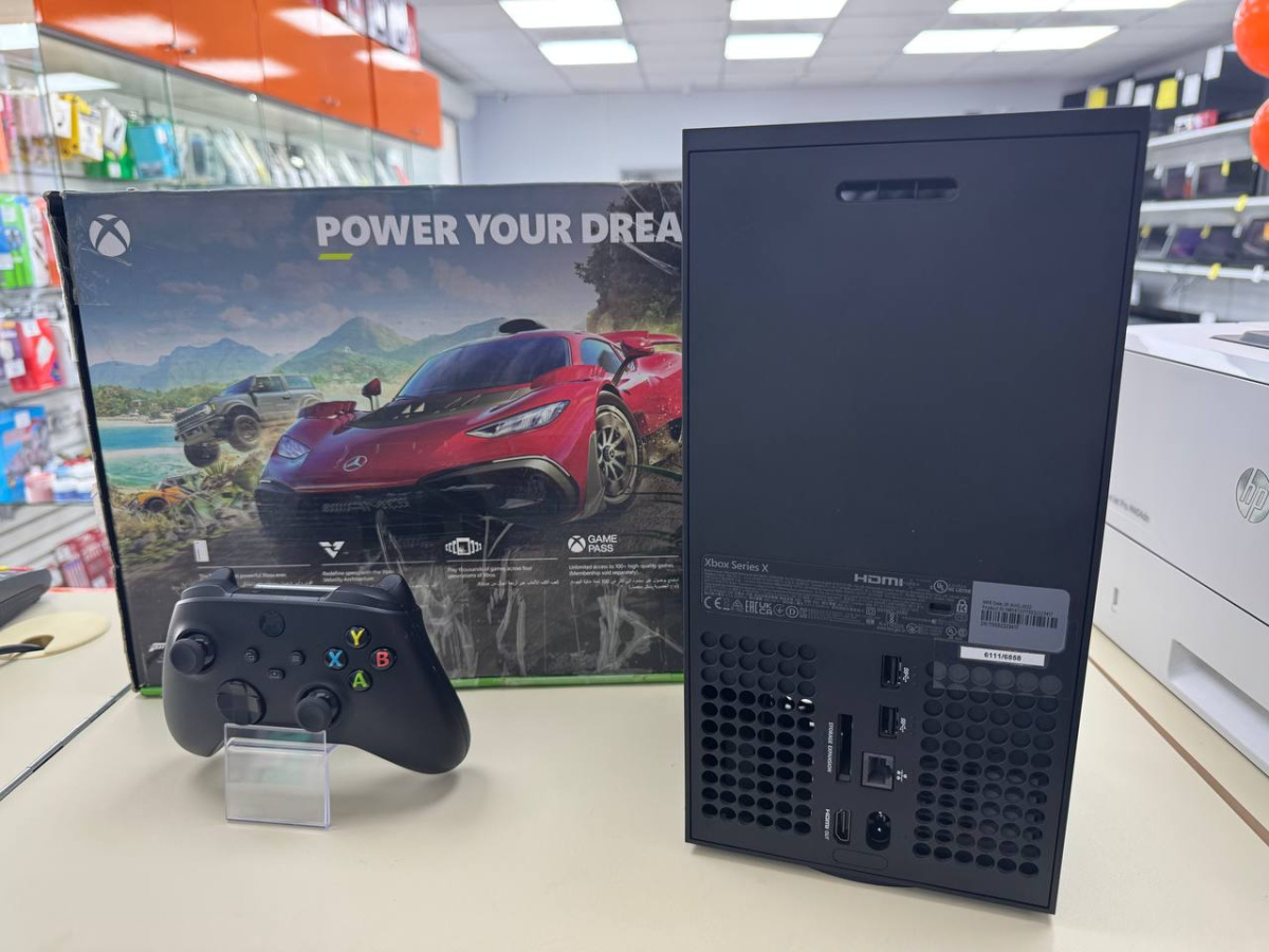 Игровая приставка Xbox Series X 1Tb