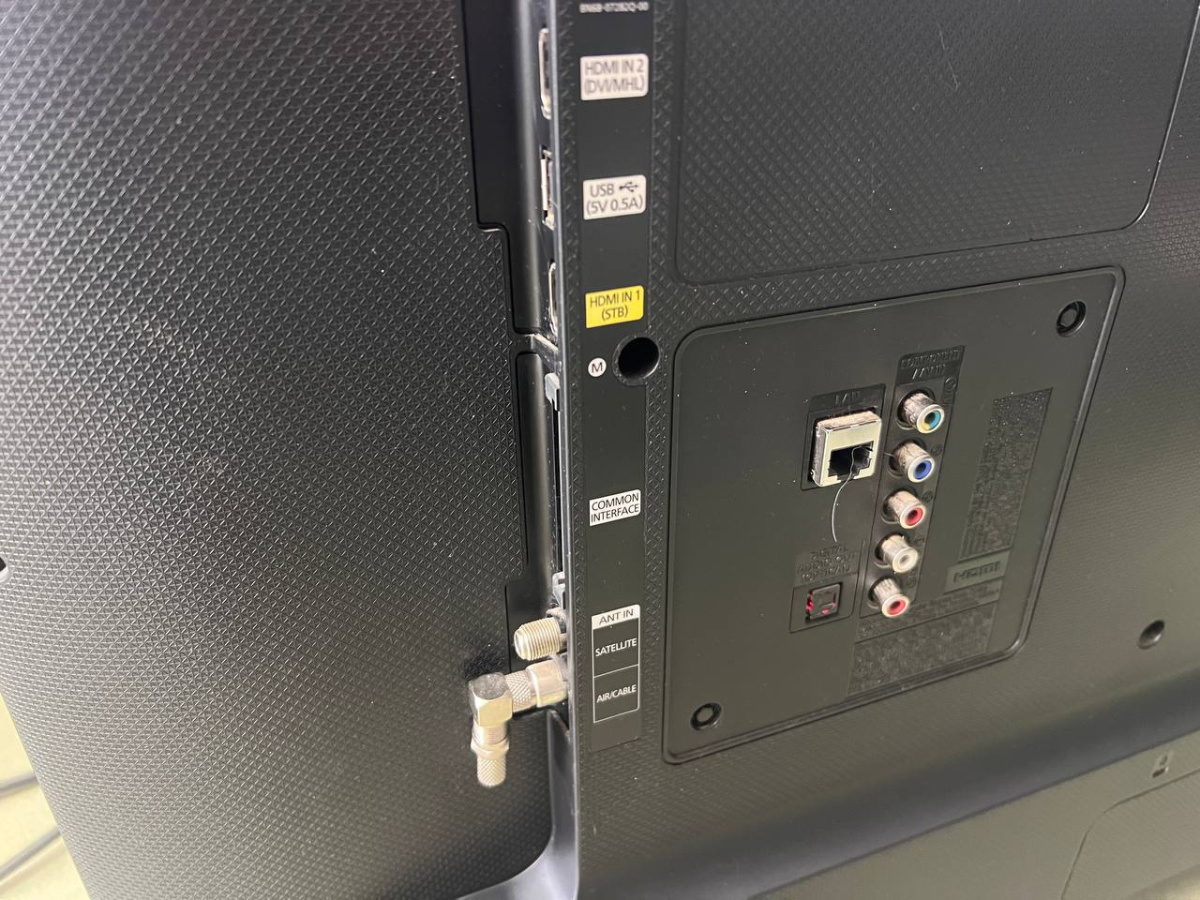 LED Телевизор Samsung UE40J5200AU