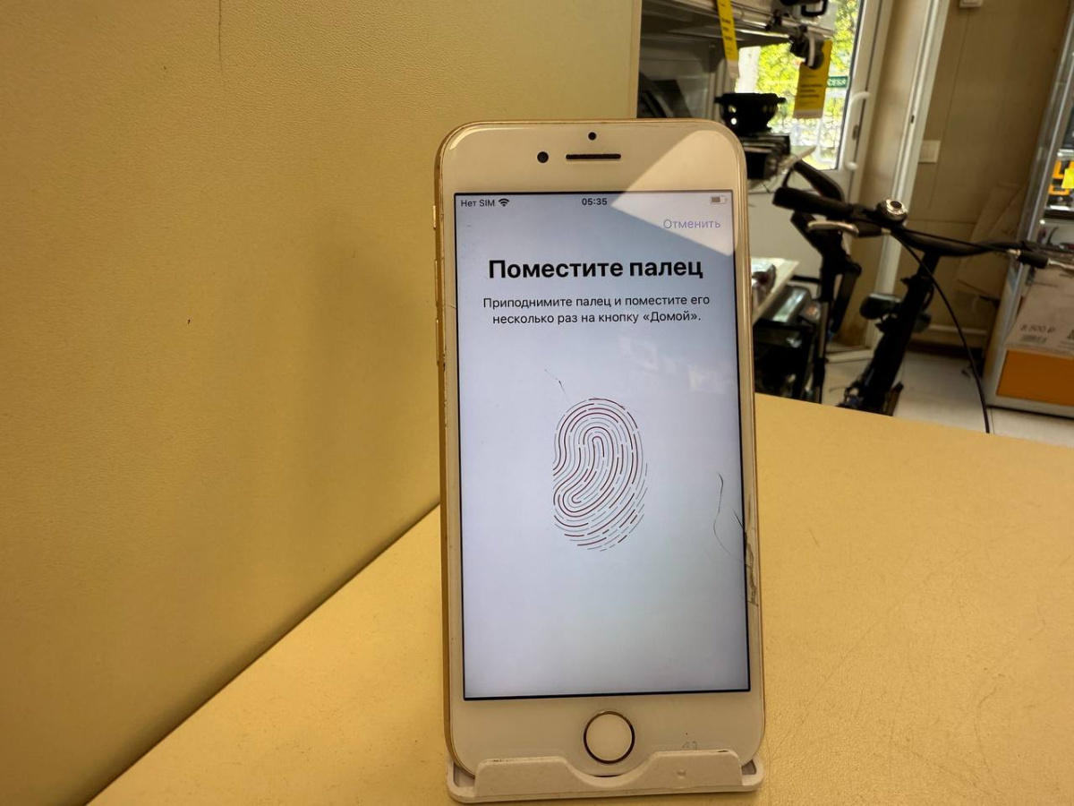 Смартфон Apple iPhone 8 128Gb