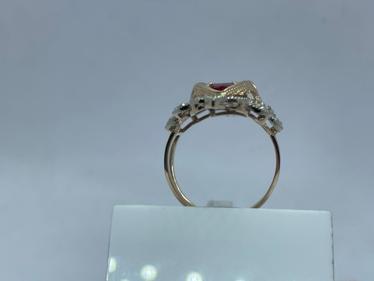 КОЛКМИ585 КОЛЬЦО С КАМНЯМИ (Au 585)