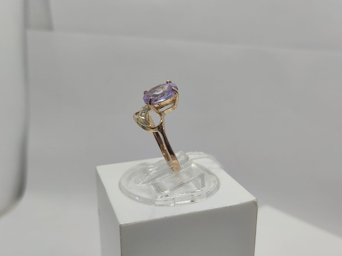 КОЛЬЦО С КАМНЯМИ (Au 585)