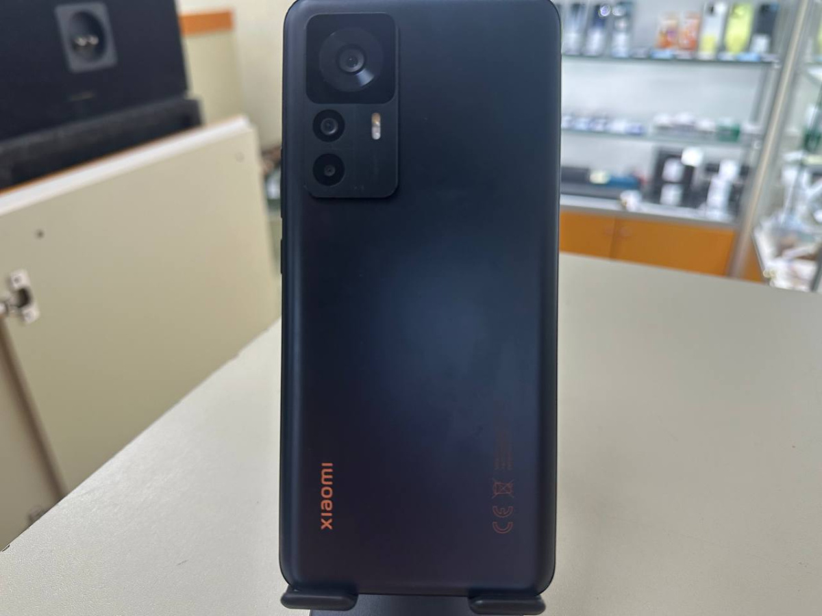 Смартфон Xiaomi 12T 8/256