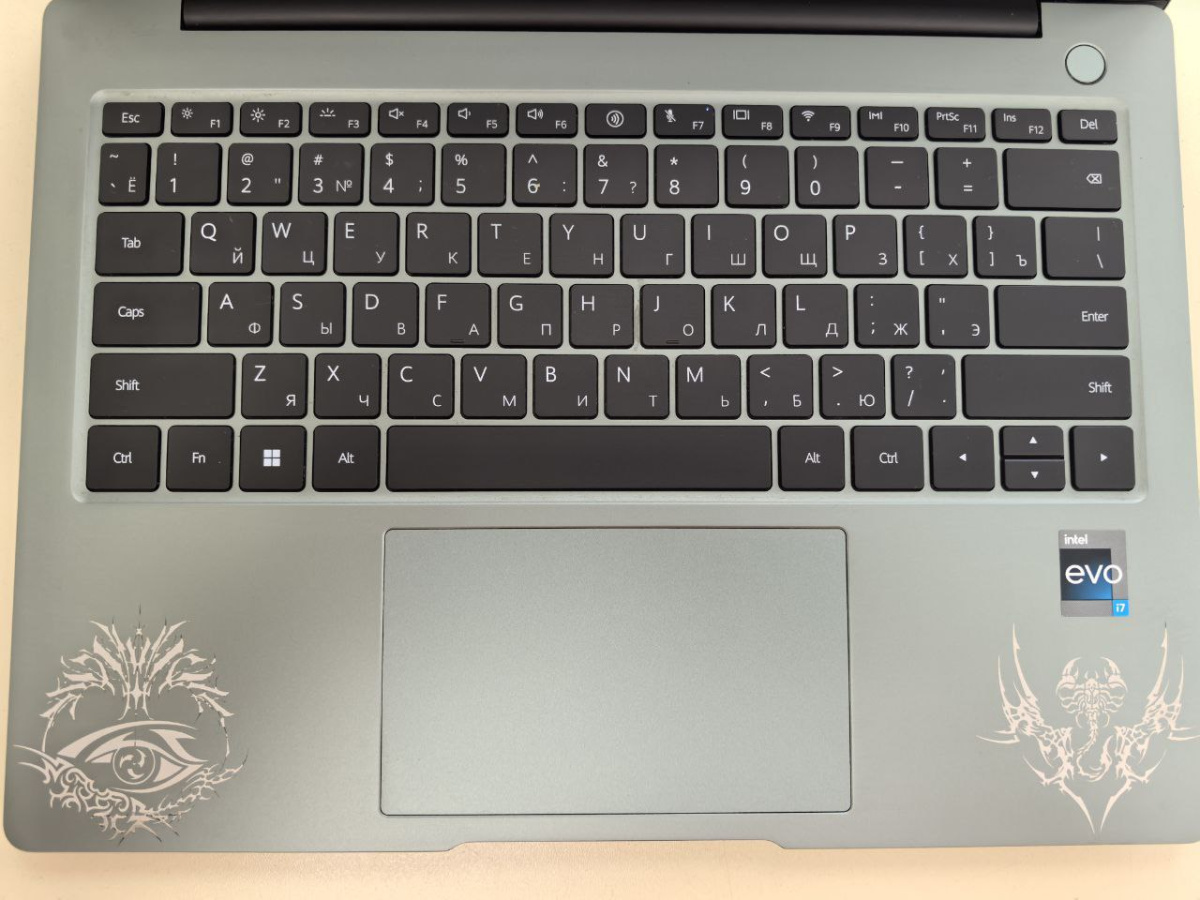 Ноутбук Huawei hkfg-g; I7-13700H, Iris(R) Xe Graphics, 16 Гб, 1 Tb, Нет