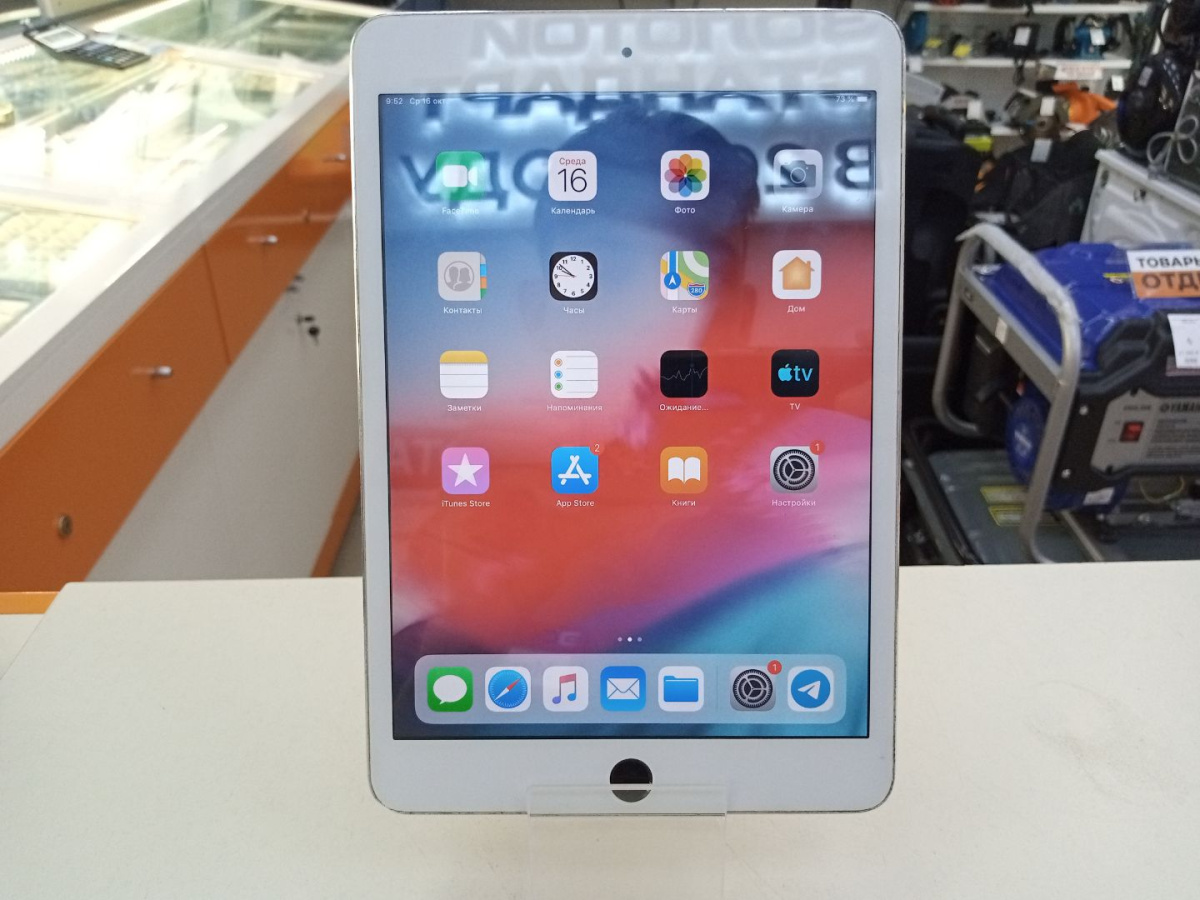 Планшет iPad MINI 3 16GB