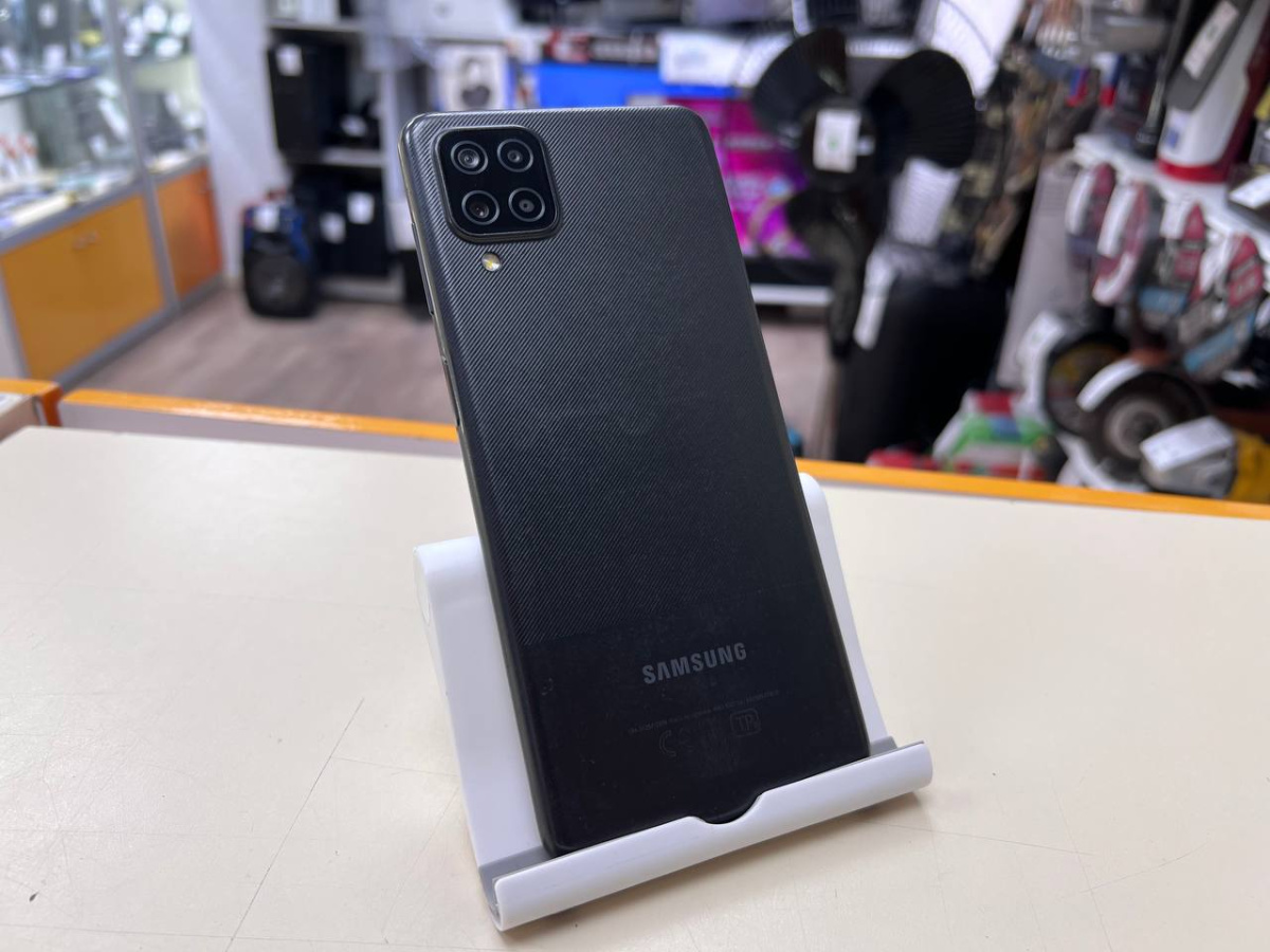 Смартфон Samsung Galaxy A12 4/64