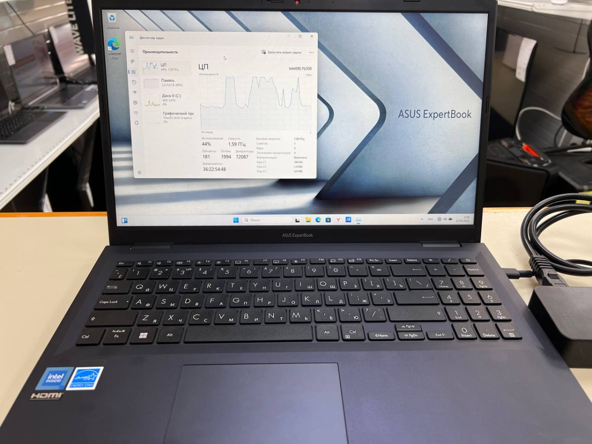 Ноутбук ASUS; N200, HD Graphics, 4 Гб, 120 Гб, Нет