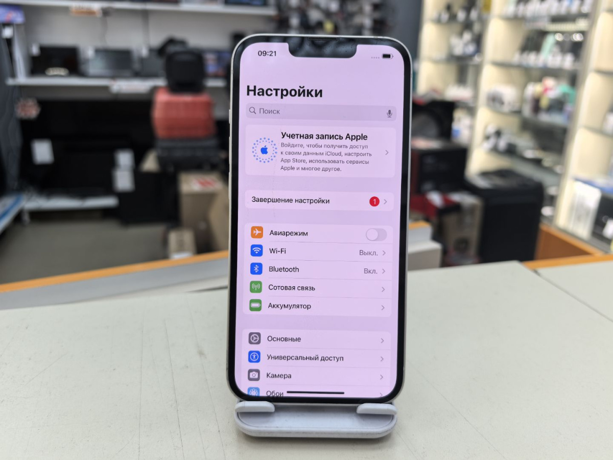 Смартфон Apple iPhone 13 128Gb