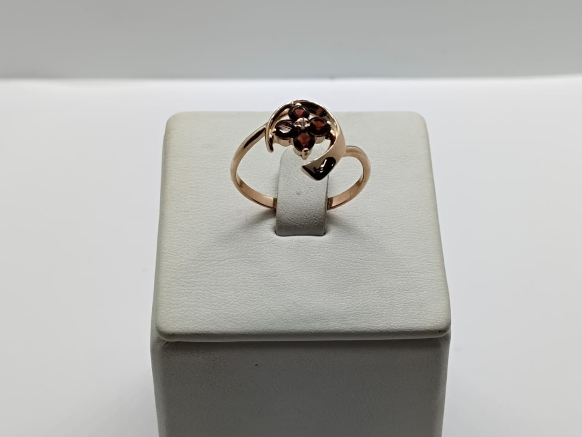 КОЛКМИ585 КОЛЬЦО С КАМНЯМИ (Au 585)