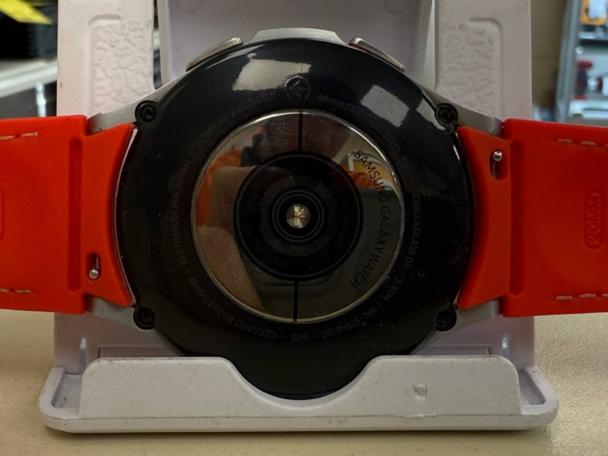 Смарт-часы Samsung Galaxy Watch 4 46mm