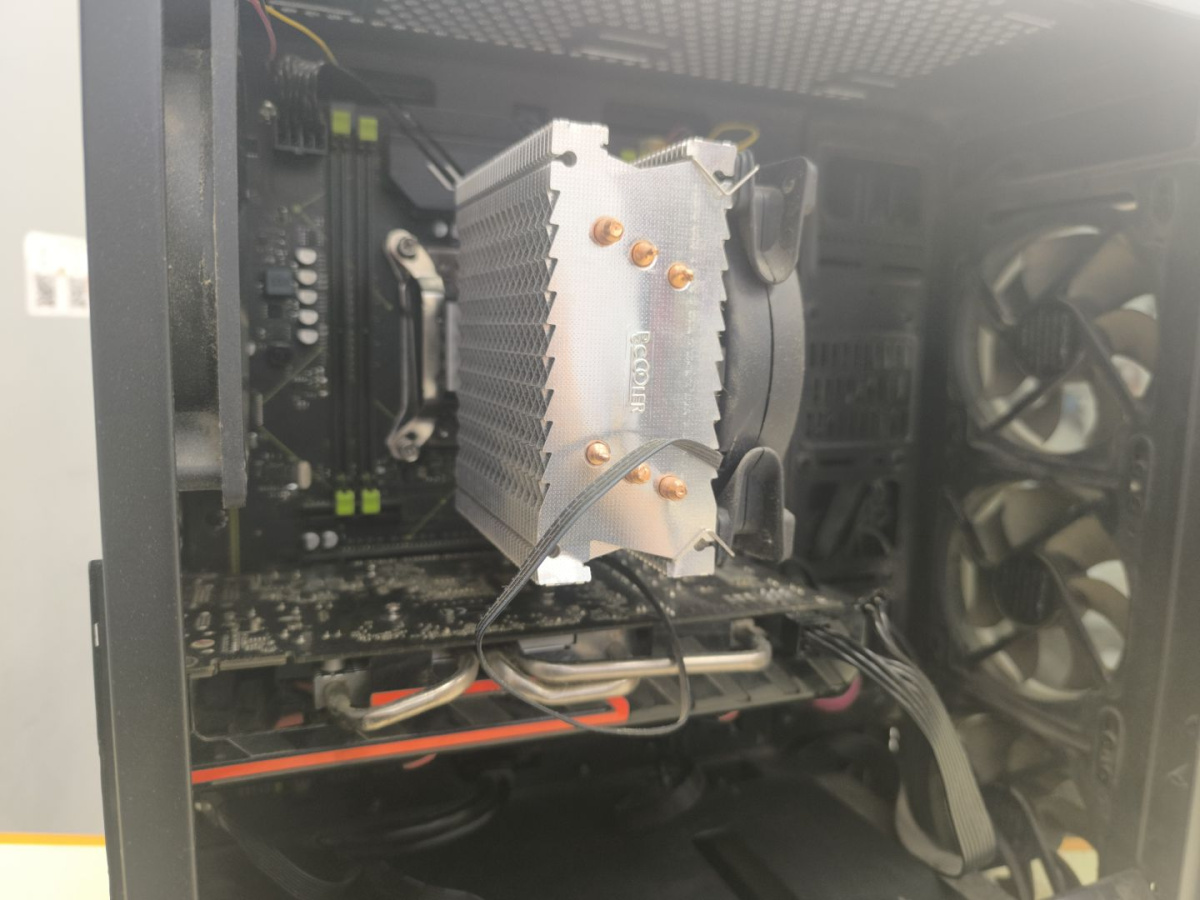 Системный блок Noname; Xeon E5-2666 v3, Radeon R9 370, 16 Гб, 250 Гб, 1 Tb